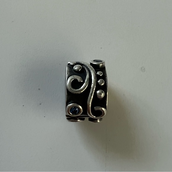 Pandora Charm RETIRED Clip for Bracelet Blue Rhinestone Sterling Silver - Picture 5 of 8